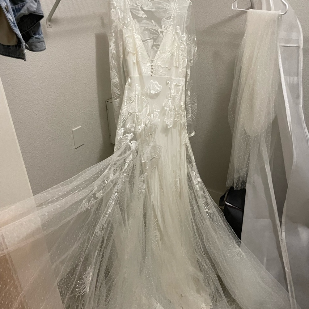 Alexandra Grecco Felix Wedding Dress - Picture 6 of 8